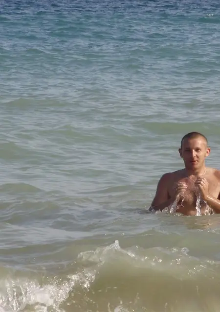 Denis из Кременчуга, ищу на сайте знакомства на одну ночь