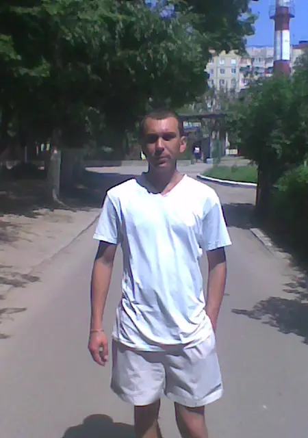 Назар из Львова, мне 45, познакомлюсь для дружбы