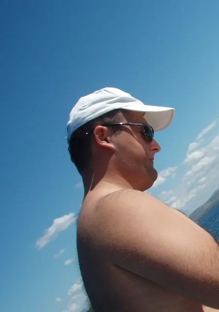 Igor з Луганська, мені 46 років, познайомлюсь на одну ніч