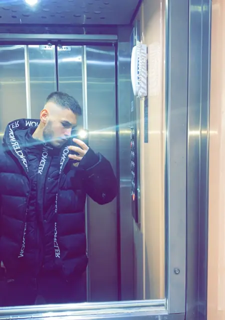 Я Mert, 20, знакомлюсь для вирта в Стамбуле