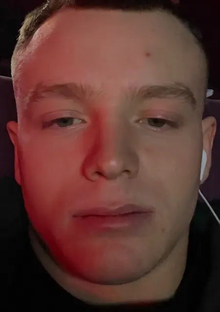 Я Егор, 22, знакомлюсь без обязательств в Анкаре