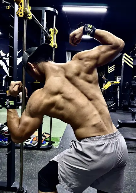 Сардор из Ташкента, мне 27, познакомлюсь для постоянных отношений