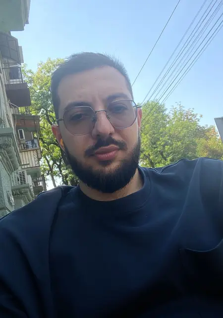 Я Артур, 31, знакомлюсь на одну ночь в Днепре