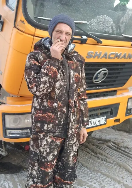 Я Денис, 43, знакомлюсь на одну ночь в Астане