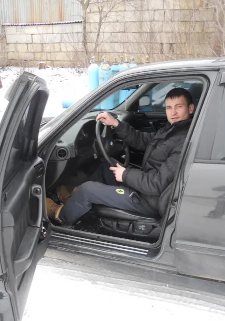 Я Вова, 40 років, знайомлюсь без зобов'язань у Маріуполі