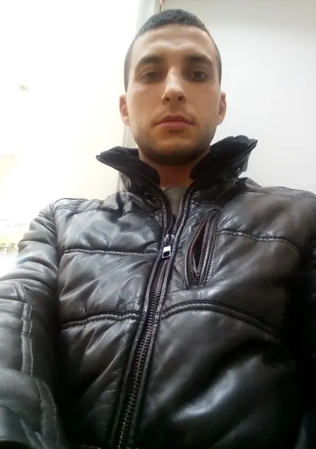 Я Олег, 37, знакомлюсь без обязательств в Самовавшем