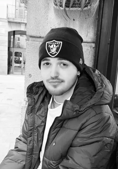 Я Jordi, 22, знакомлюсь для дружбы в Манресе