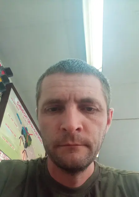 Я Дмитрий, 41, знакомлюсь без обязательств в Ивано-Франковске