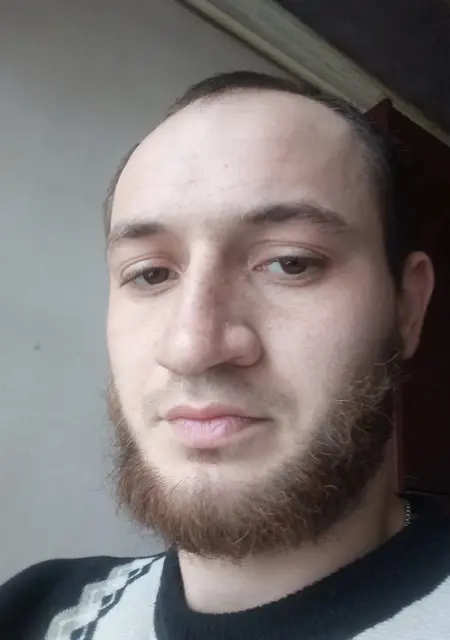 Я Maksim, 31, из Одессы, ищу знакомство для постоянных отношений