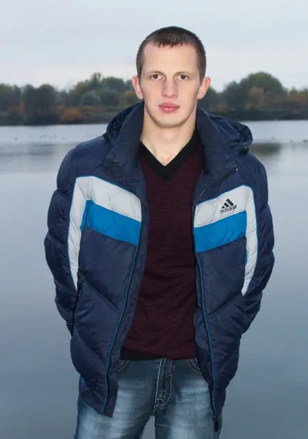 Я Максим, 32, из Бердичева, ищу знакомства без обязательств