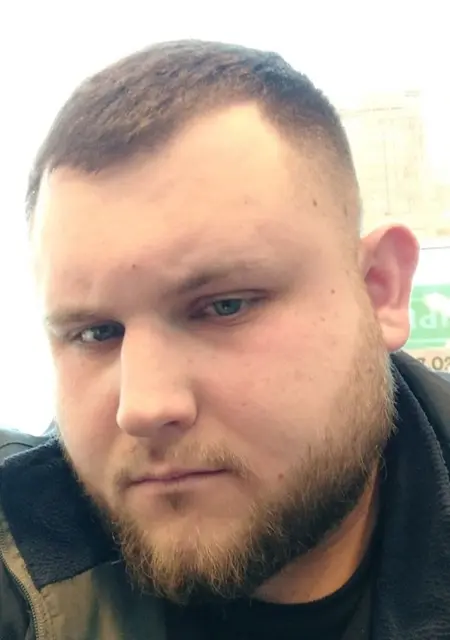 Я Владислав, 28, из Борисова, ищу знакомство для приятного времяпровождения