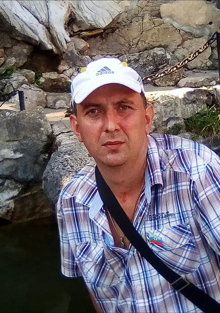 Ден из Новопскова, мне 41, познакомлюсь на одну ночь