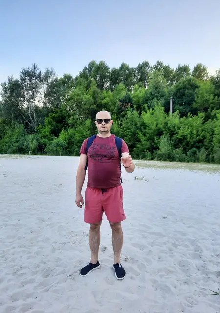 Николай из Полтавы, мне 41, познакомлюсь для общения