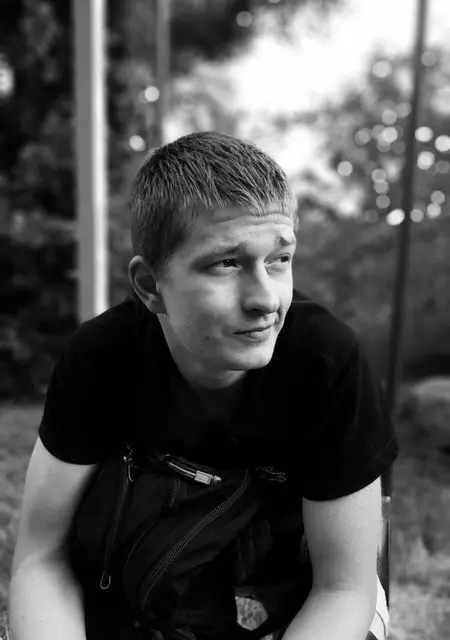 Я Андрей, 31, знакомлюсь без обязательств в Синельникове