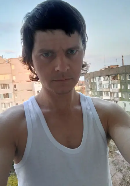 Я Александр, 35 років з Херсона, шукаю знайомство для спілкування