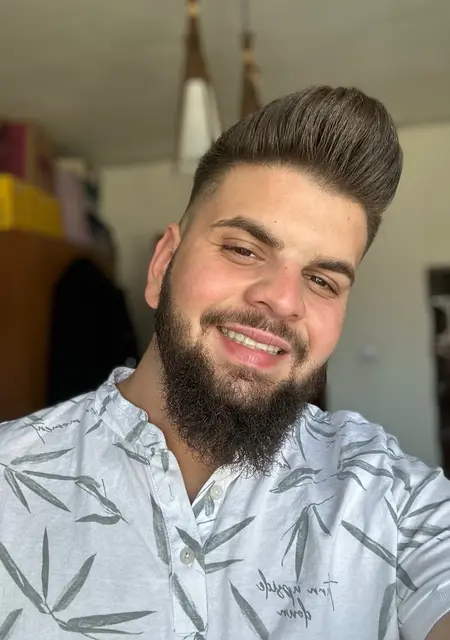 Я Pintyi, 25, знакомлюсь без обязательств в Тыргу-муреше