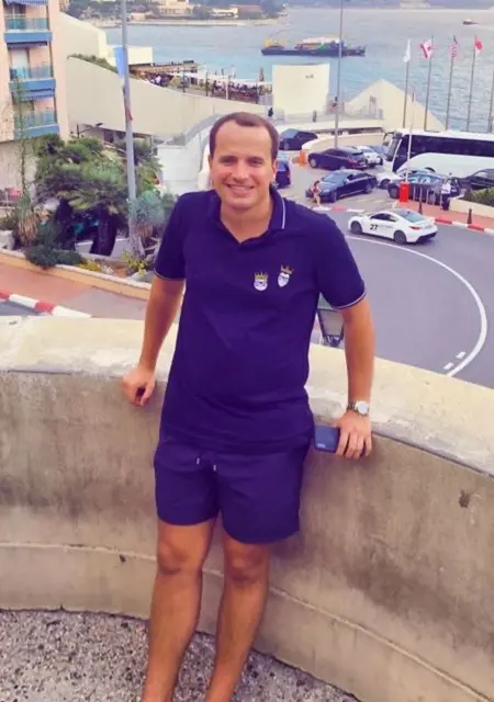 Иван из Энсхеде, мне 38, познакомлюсь для приятного времяпровождения