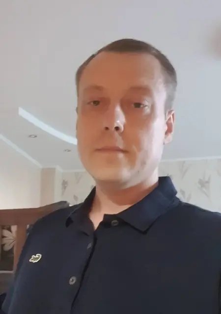 Сергей из Харькова, мне 40, познакомлюсь на одну ночь