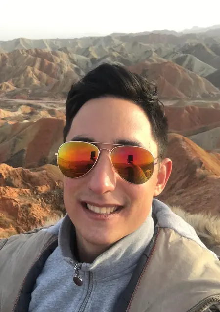 Я Олександр, 30, знакомлюсь без обязательств в Харькове