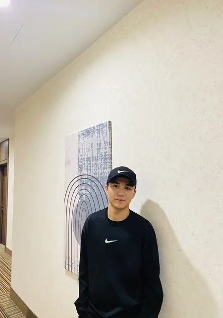 Я Erbol, 19, из Астаны, ищу знакомства на одну ночь