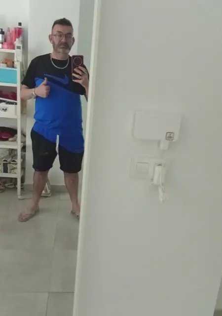 Soy Juanma, 45 años, conociéndome para chatear en Barbate