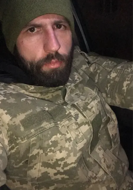 Олександр из Киева, ищу на сайте общение