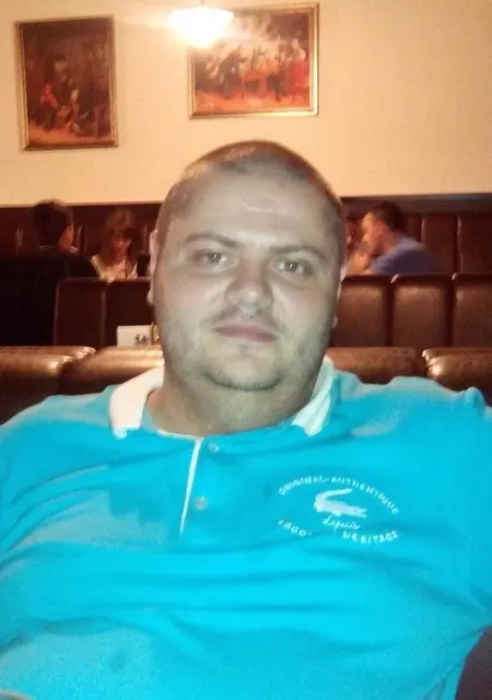 Я Alex, 40, из Днепра, ищу знакомство для вирта