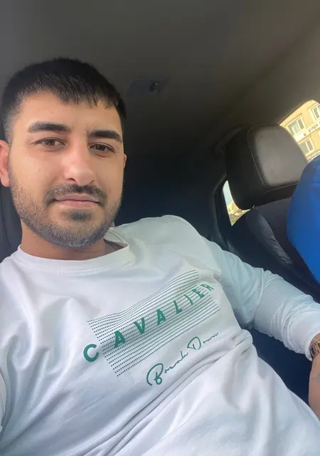 Я Beyto, 28, знакомлюсь для приятного времяпровождения в Софии