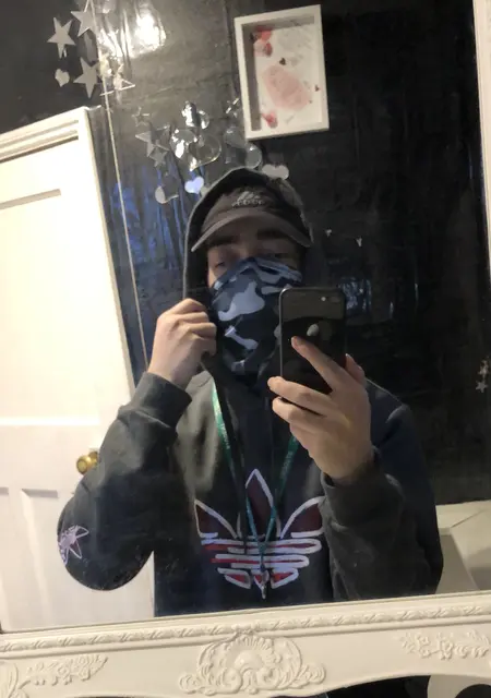 I'm Wolfie, 21, looking to meet for long-term in London