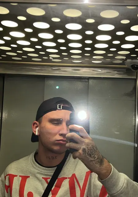 Я Daniel, 21, из Кракова, ищу знакомство для постоянных отношений