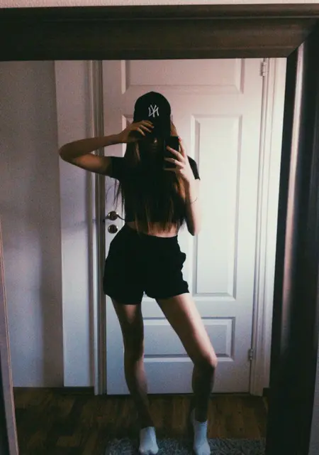 Lee из Одессы, мне 25, познакомлюсь для приятного времяпровождения