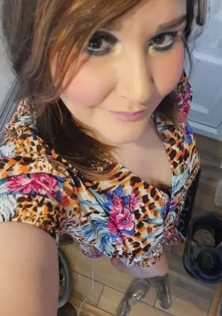 Yasmine из Варшавы, мне 37, познакомлюсь