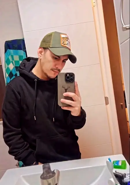 Ignacio из Сантьяго, мне 30, познакомлюсь на одну ночь