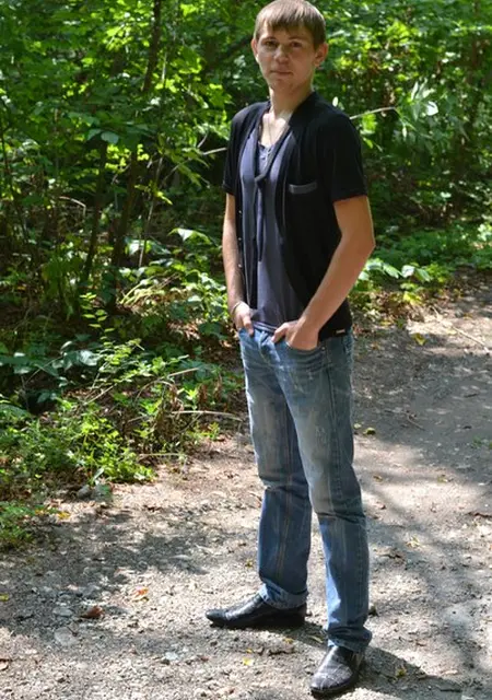 Славик з Луганська, шукаю на сайті спілкування