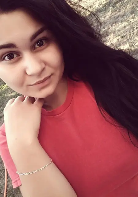 Я Лена, 27, знакомлюсь без обязательств в Кременчуге