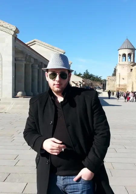 Я Emir, 36, знакомлюсь на одну ночь в Тбилиси