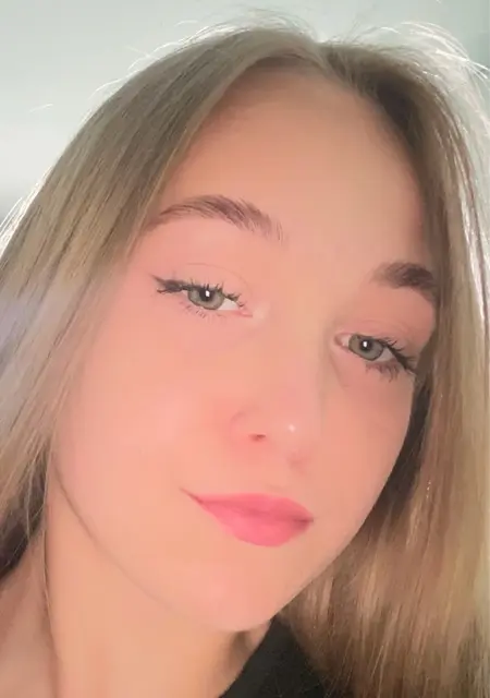 Анна из Харькова, мне 20, познакомлюсь на одну ночь