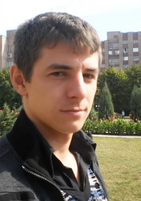 Денис из Луганска, мне 34, познакомлюсь без обязательств