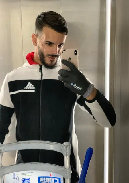 Я Isaac, 26, из Гранады, ищу знакомство для общения