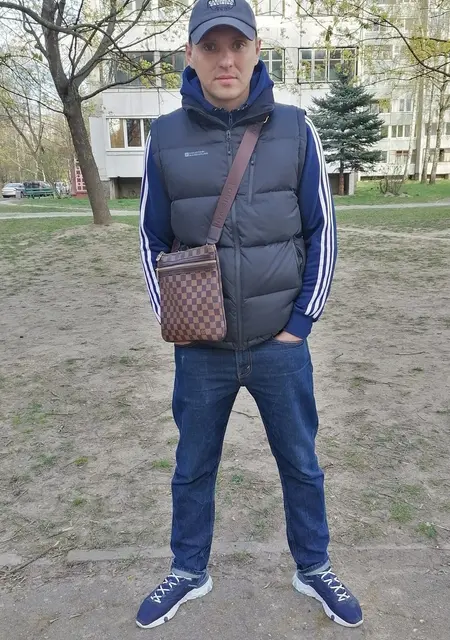 Я Андрей, 35, из Борисова, ищу знакомства на одну ночь