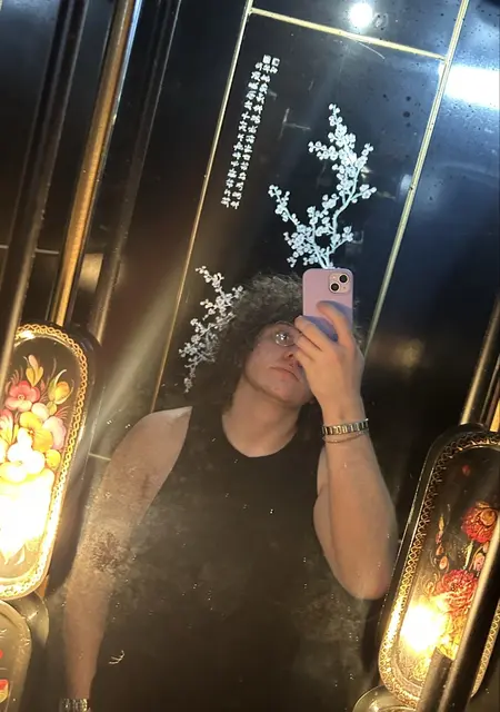 Nikita de Málaga, tengo 22 años, listo para conocer para conversación virtual