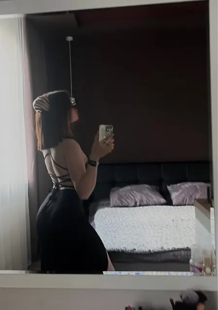 Я Milana, 21, из Дубая, ищу знакомство для вирта