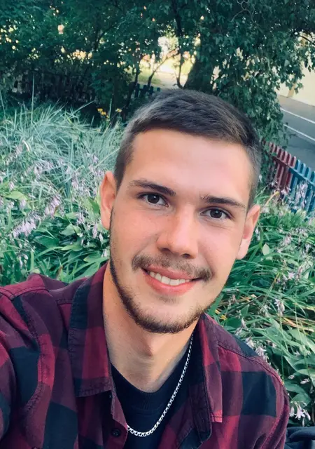 Я Віталій, 27, знакомлюсь для открытые отношения в Чернигове