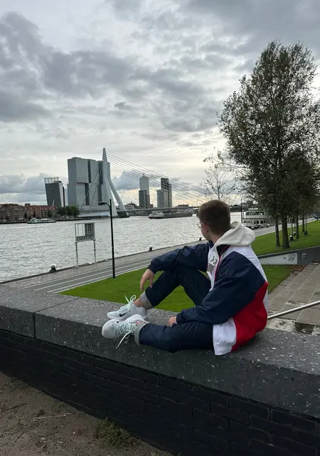 Nikita из Софии, мне 19, познакомлюсь для дружбы