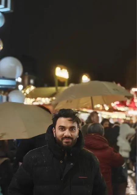 Chirag из Влардинген, мне 29, познакомлюсь для вирта