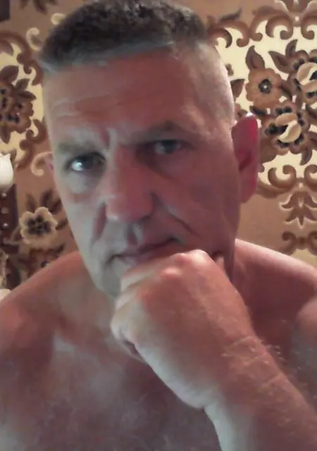 Игорь из Бердянска, мне 56, познакомлюсь для общения