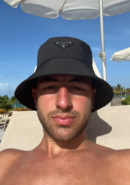 Tobias из Буэнос-айреса, мне 24, познакомлюсь для общения