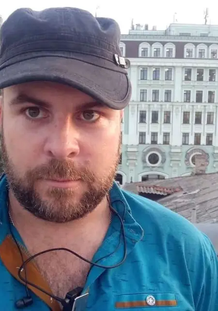 Я Виталий, 40, из Одессы, ищу знакомства без обязательств