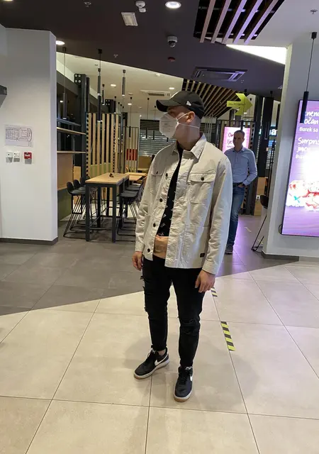 Я Николай, 31, из Ивано-Франковска, ищу знакомства на одну ночь