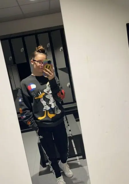 I'm Jemma, 18 from London, seeking connections